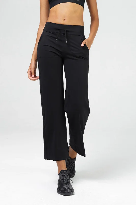 High-Waist Straight Leg Pant