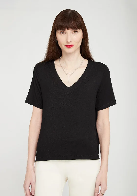 Essential V-Neck Short Sleeve (Black)