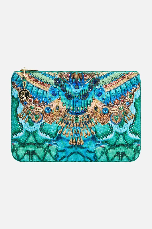 SMALL CANVAS CLUTCH LAND OF WONDER