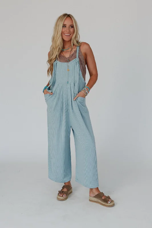 The Nest Urban Light Textured Jumpsuit - Sage Dark